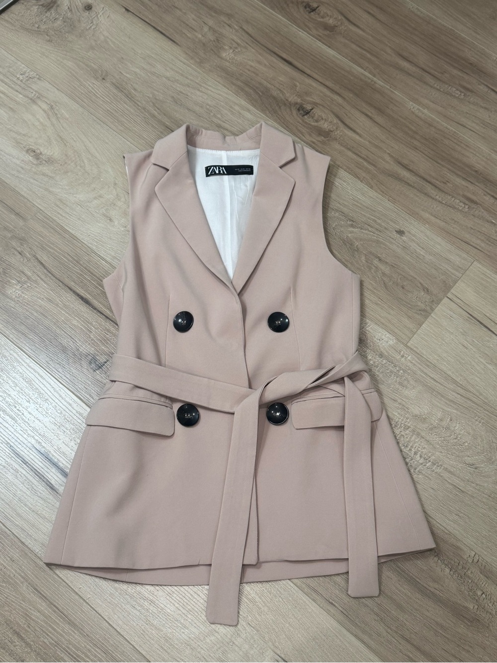 Zara Sleeveless Belted Blazer Vest